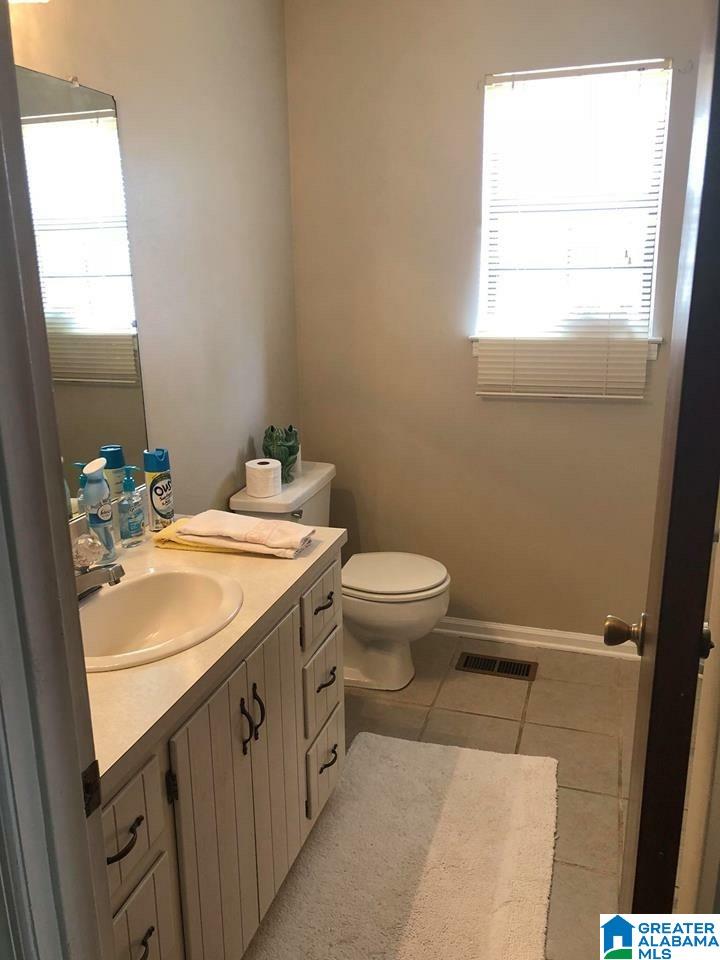 720 Hilltop Road Warrior, AL 35180 - Photo 7 of 9