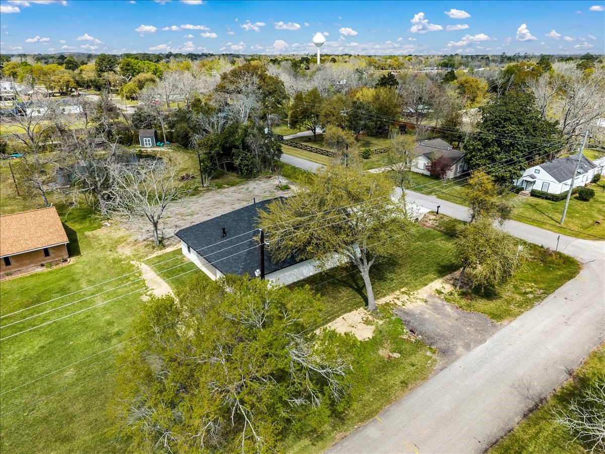 14103 3rd Street Santa Fe, TX 77517 - Photo 38 of 46 a view of a city