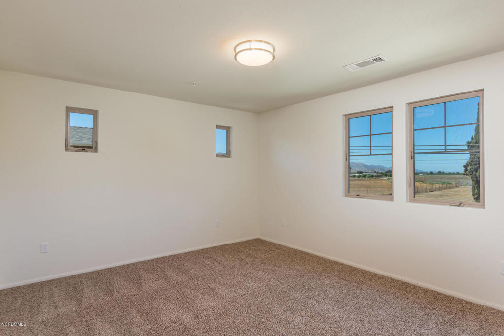 4080 Aurora Way Simi Valley, CA 93063 - Photo 12 of 22