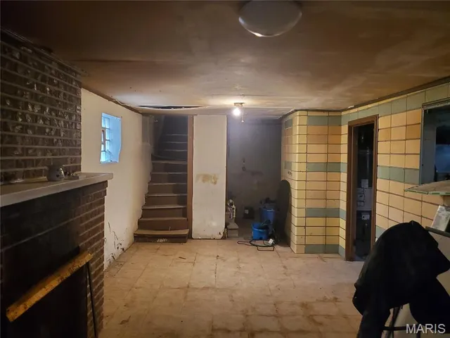 $25,000 | 1924 Bond Avenue, East St. Louis, IL 62207