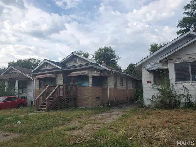 $25,000 | 1924 Bond Avenue, East St. Louis, IL 62207