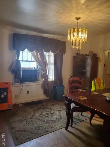 $25,000 | 1924 Bond Avenue, East St. Louis, IL 62207