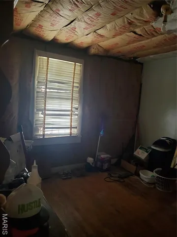 $25,000 | 1924 Bond Avenue, East St. Louis, IL 62207