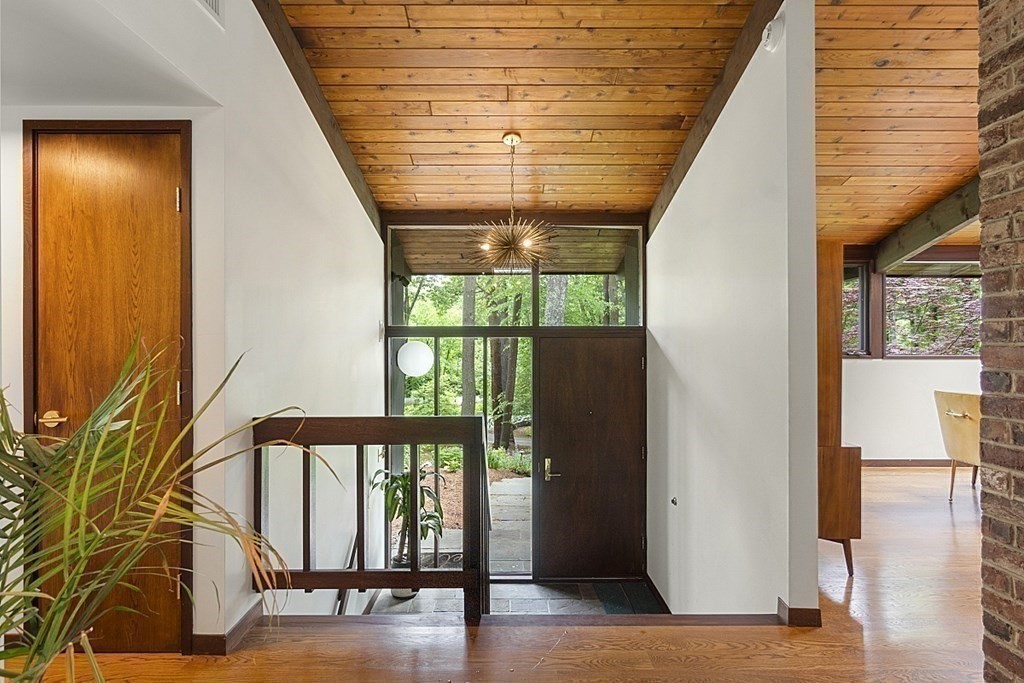 127 Commerford Road Concord, MA 01742 - Photo 4 of 33 a view of an entryway