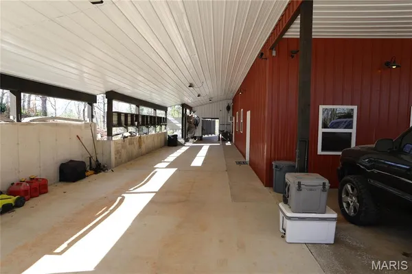 $437,000 | 98 Carter 132c, Van Buren, MO 63965