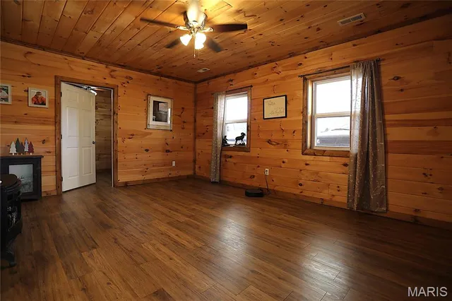 $437,000 | 98 Carter 132c, Van Buren, MO 63965