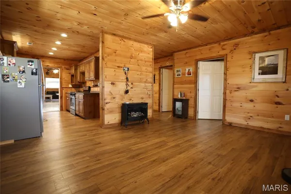 $437,000 | 98 Carter 132c, Van Buren, MO 63965