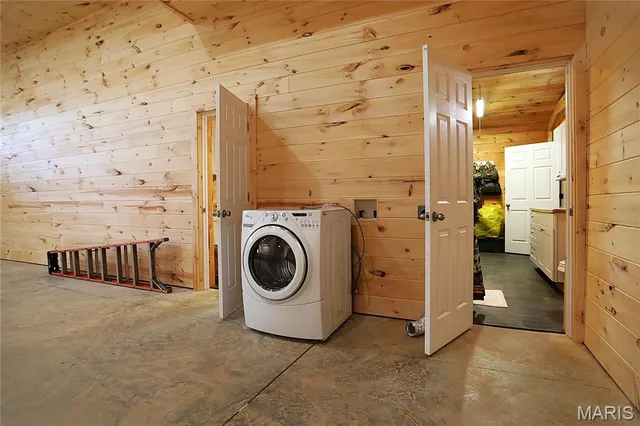 $437,000 | 98 Carter 132c, Van Buren, MO 63965