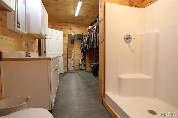 $437,000 | 98 Carter 132c, Van Buren, MO 63965