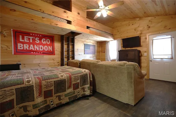 $437,000 | 98 Carter 132c, Van Buren, MO 63965