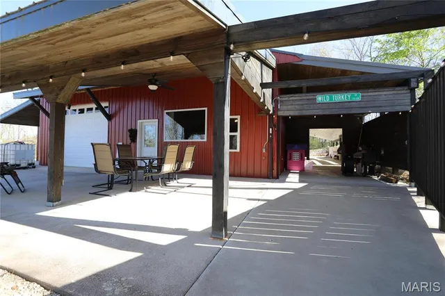 $437,000 | 98 Carter 132c, Van Buren, MO 63965