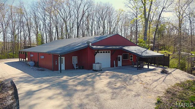 $437,000 | 98 Carter 132c, Van Buren, MO 63965