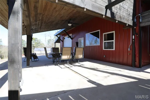 $437,000 | 98 Carter 132c, Van Buren, MO 63965