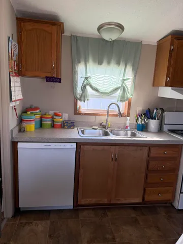 $36,900 | 2706 Patrick Henry Court, Potterville, MI 48876