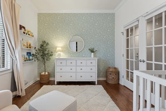 $834,900 | 540 West Oakdale Avenue, Unit 4W, Chicago, IL 60657