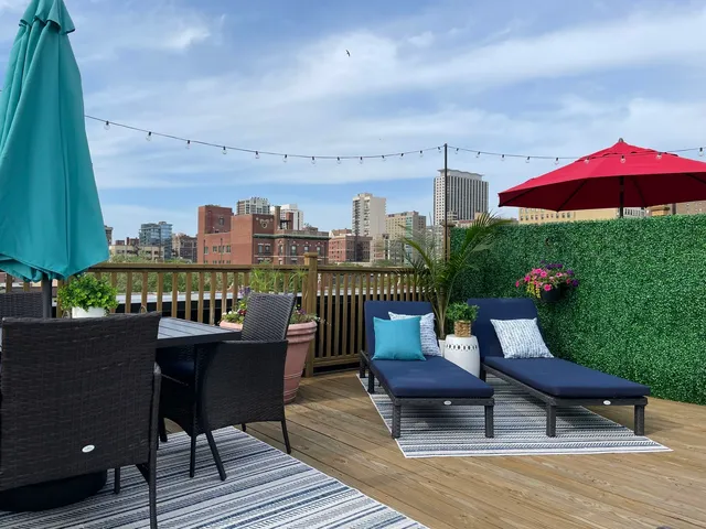 $834,900 | 540 West Oakdale Avenue, Unit 4W, Chicago, IL 60657