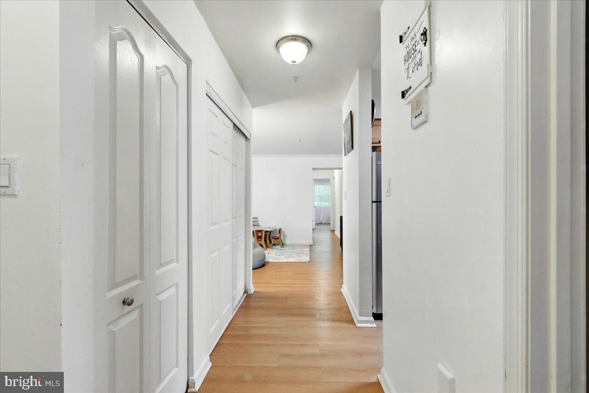 8384 Montgomery Run Road, Unit B Ellicott City, MD 21043 - Photo 4 of 31 Entry hallway