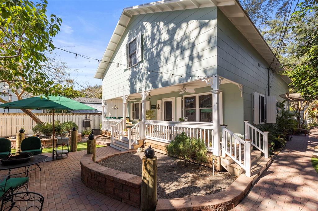 637 Scotland Street Dunedin, FL 34698 - Photo 66 of 72 a view of a house with backyard and sitting area