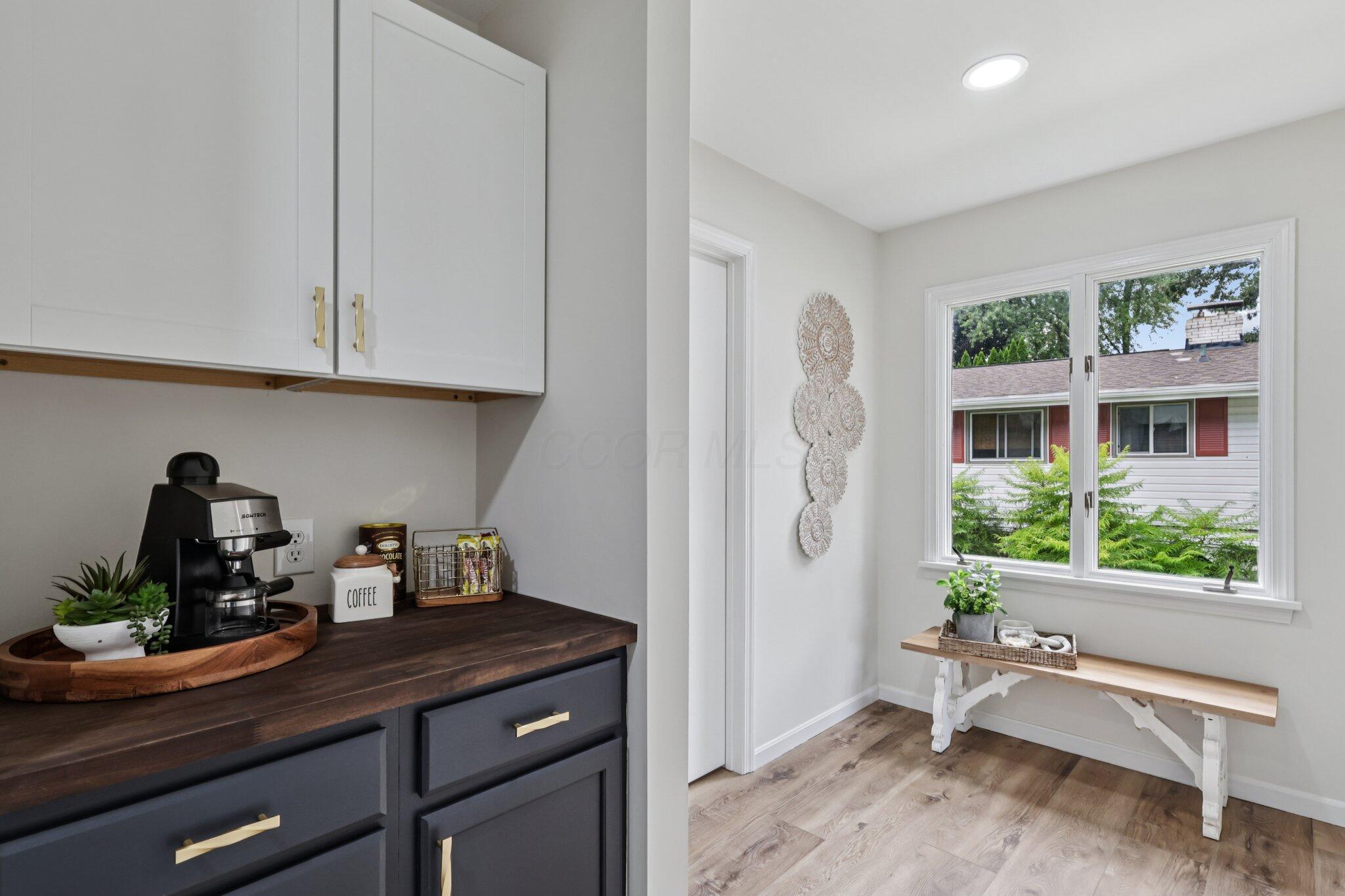 1219 Riverside Drive Huron, OH 44839 - Photo 19 of 61 Coffee Bar/Pantry