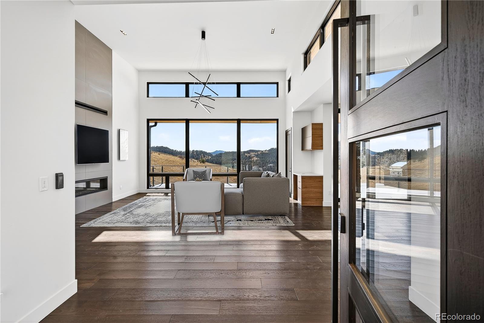 545 Strada Rossa Road Golden, CO 80401 - Photo 3 of 49