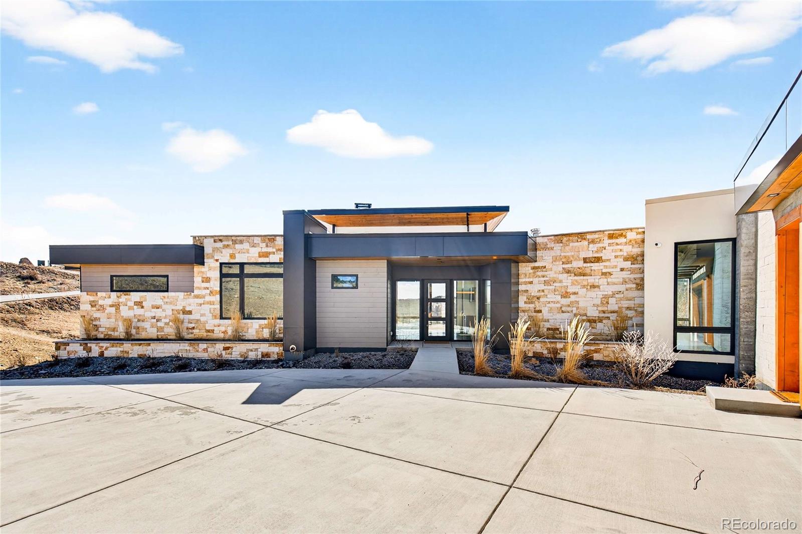 545 Strada Rossa Road Golden, CO 80401 - Photo 33 of 49