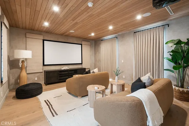 $7,995,000 | 10 Seabluff, Newport Beach, CA 92660