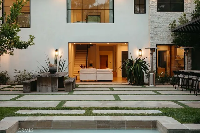 $7,995,000 | 10 Seabluff, Newport Beach, CA 92660