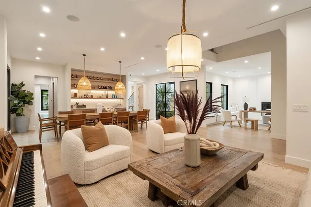 $7,995,000 | 10 Seabluff, Newport Beach, CA 92660