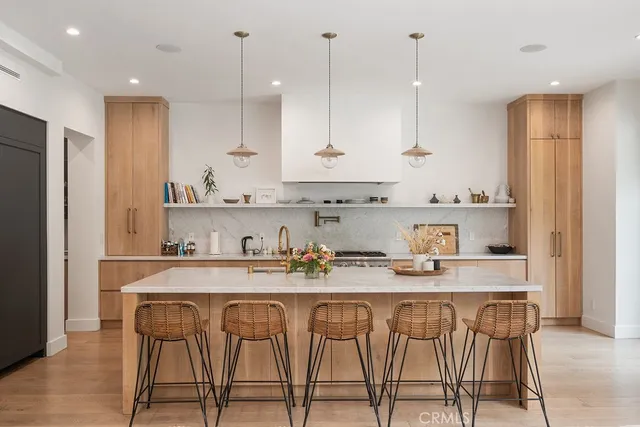 $7,995,000 | 10 Seabluff, Newport Beach, CA 92660