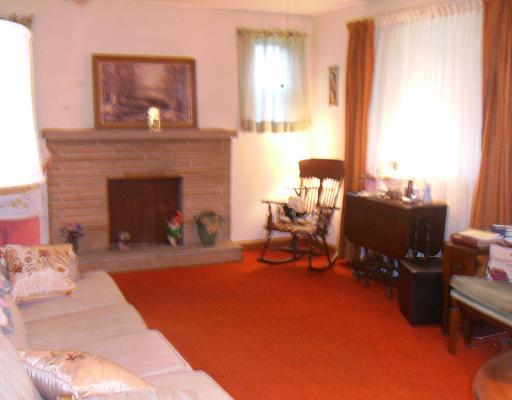 471 Evans City Road Butler, PA 16001 - Photo 6 of 11 Living Room.