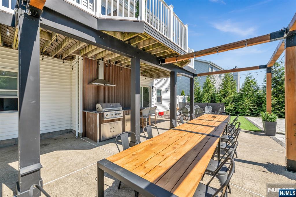 22 Fox Boro Road Wayne, NJ 07470 - Photo 45 of 50
