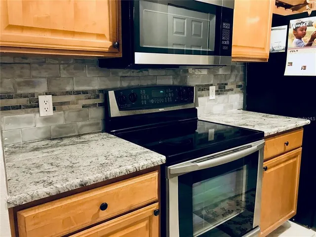 $269,000 | 18169 Sterling Gate Circle, Unit 18169, Tampa, FL 33647