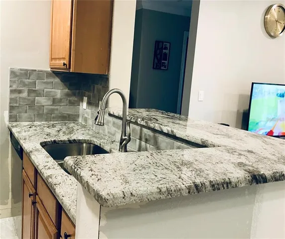 $269,000 | 18169 Sterling Gate Circle, Unit 18169, Tampa, FL 33647