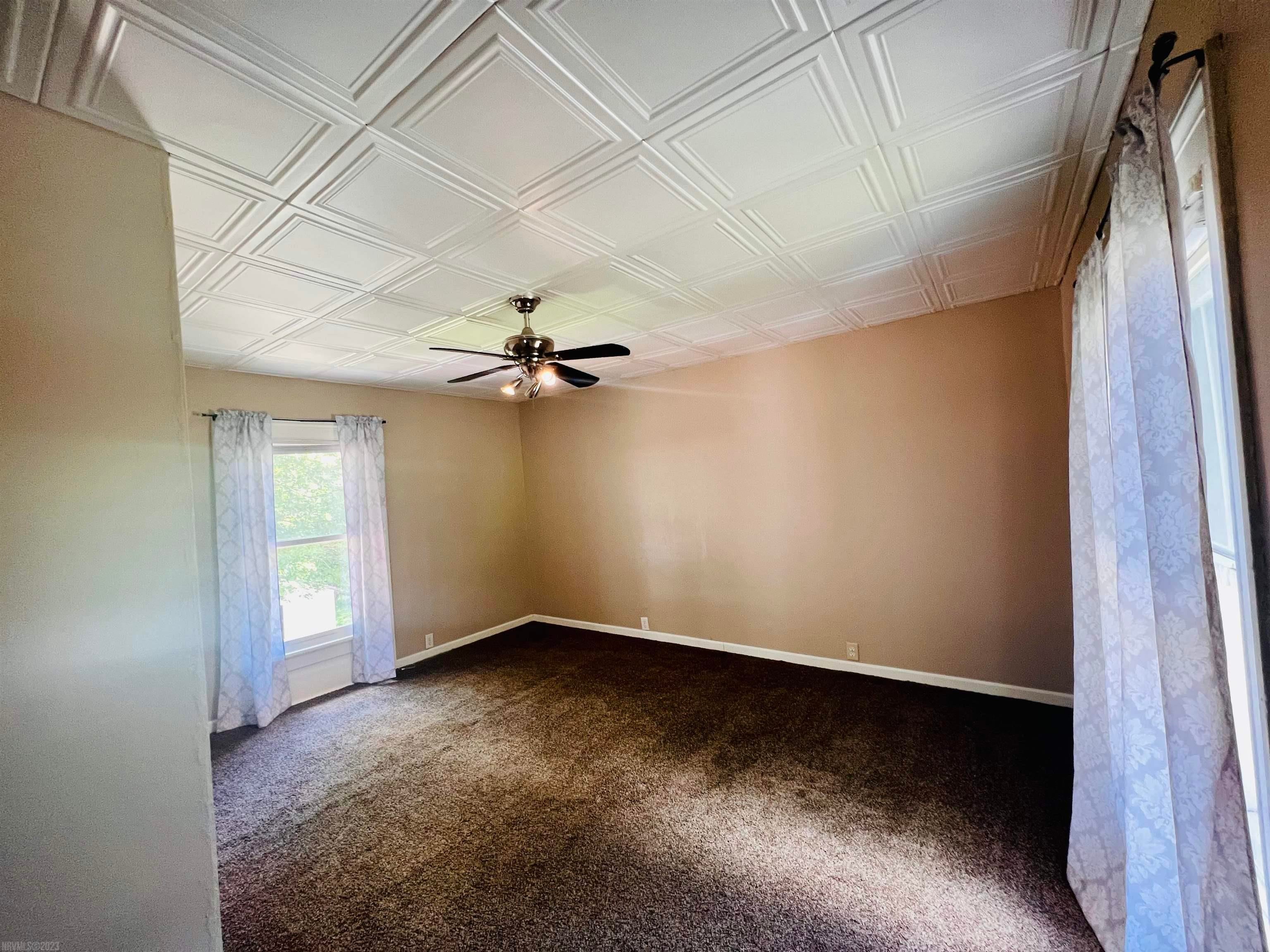 254 Magazine Street Pulaski, VA 24301 - Photo 12 of 14 Gallery Image 12
