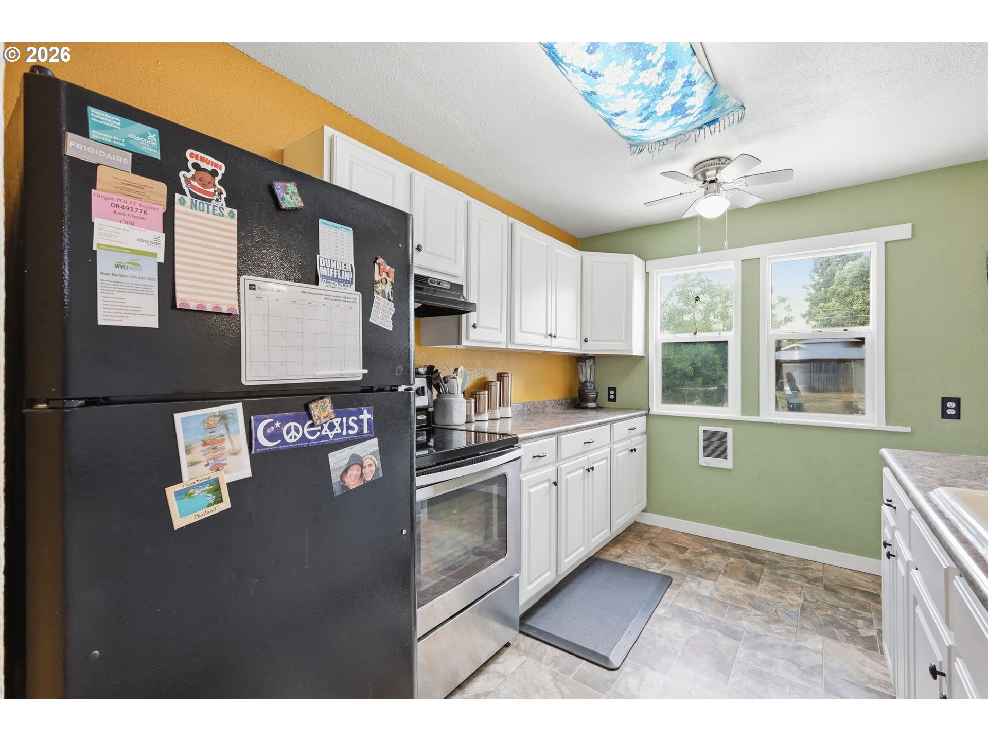 1427 Mill Street Springfield, OR 97477 - Photo 11 of 46