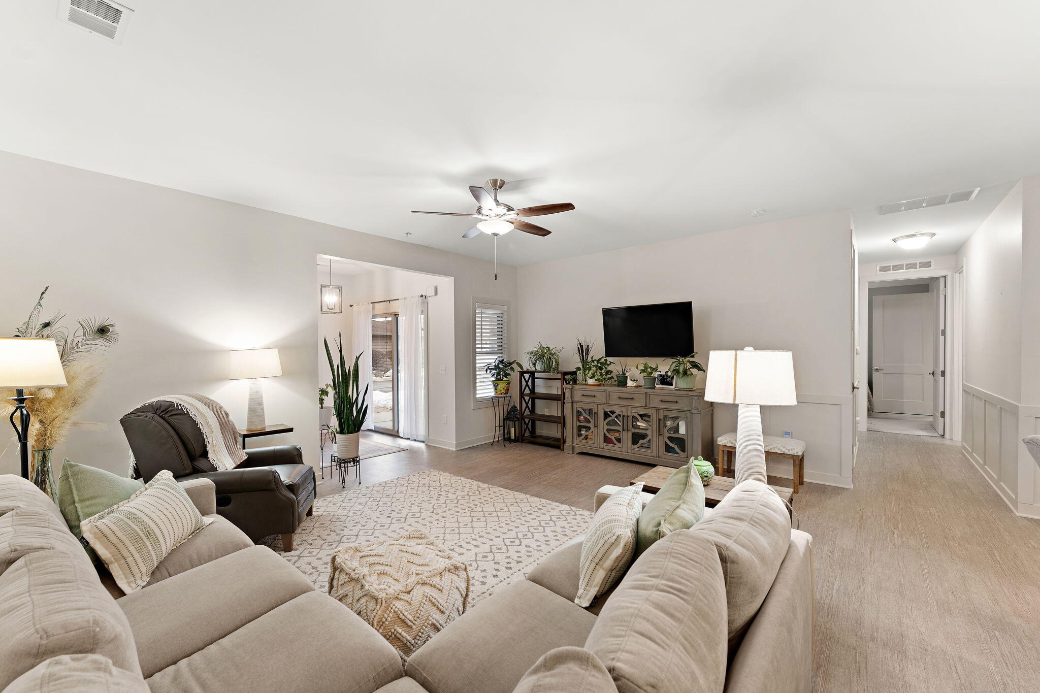 1346 Parke Drive Crown Point, IN 46307 - Photo 11 of 22 2048x1365