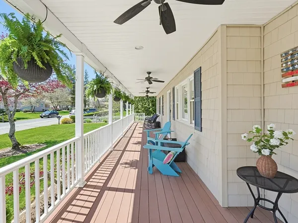 $695,000 | 6 Haverstock Road, Franklin, MA 02038
