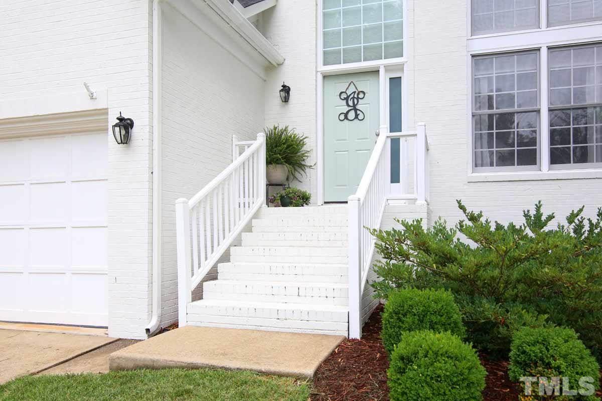 2813 Funster Lane Raleigh, NC 27615 - Photo 2 of 30