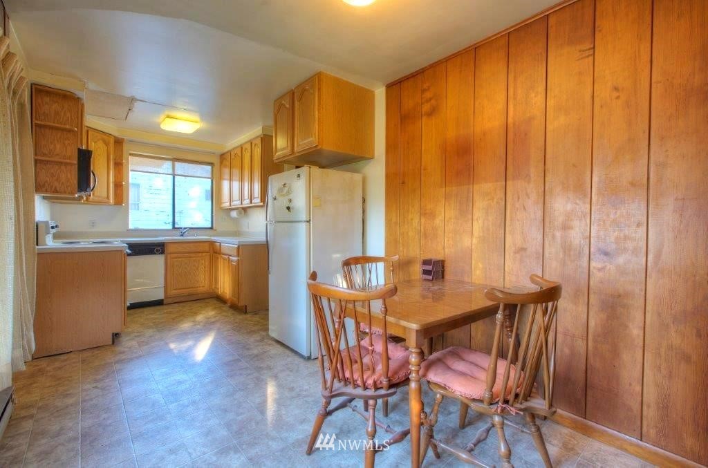 321 Powell Avenue Southwest Renton, WA 98057 - Photo 11 of 16