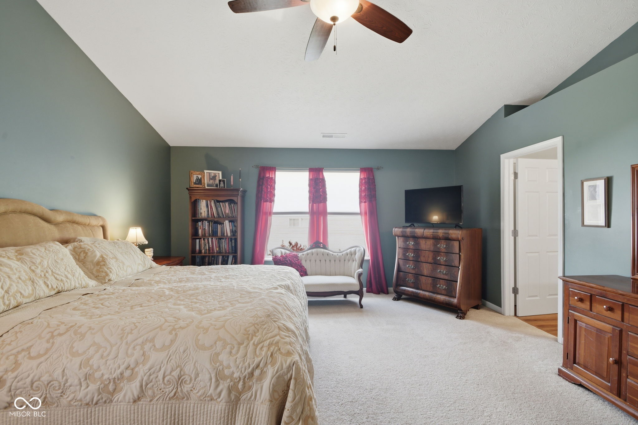 1014 Swinton Way Westfield, IN 46074 - Photo 13 of 27