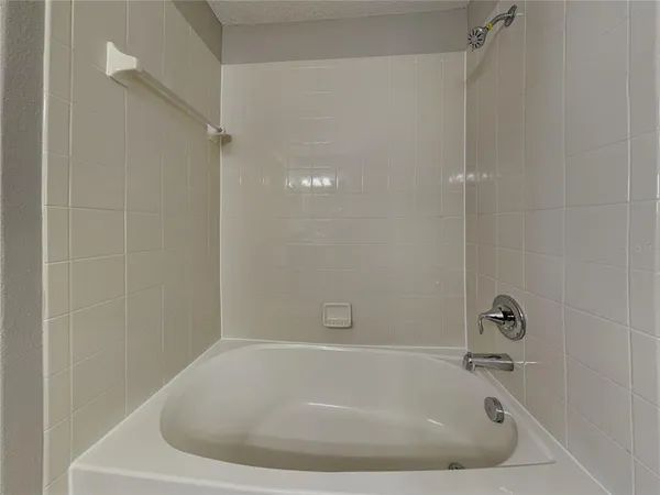 $2,039 | Undisclosed Address, Spring Hill, FL 34610