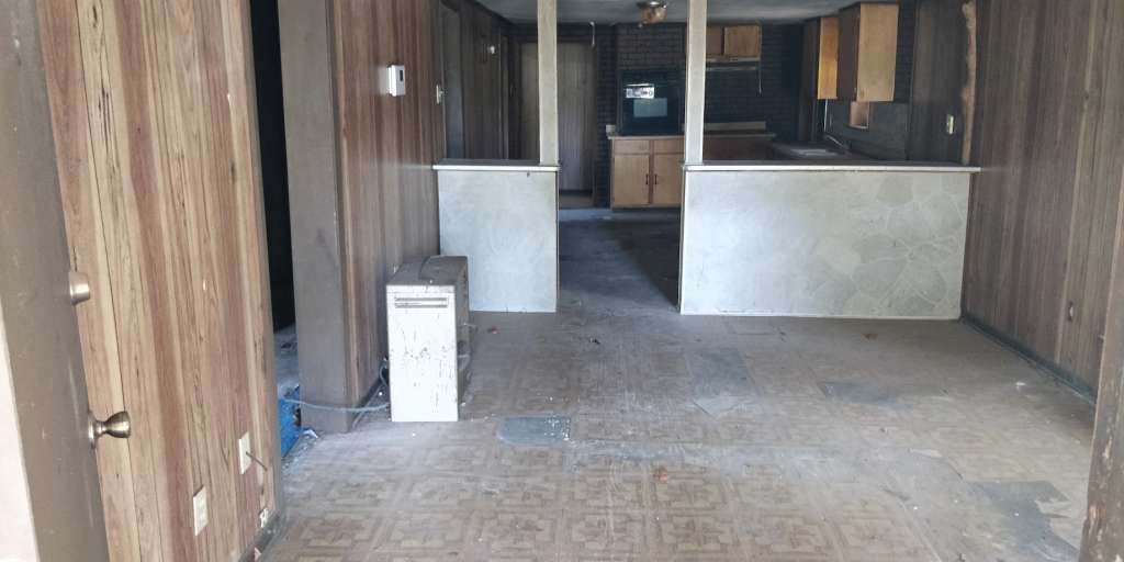 616 Post Oak Road Grapeland, TX 75844 - Photo 3 of 10