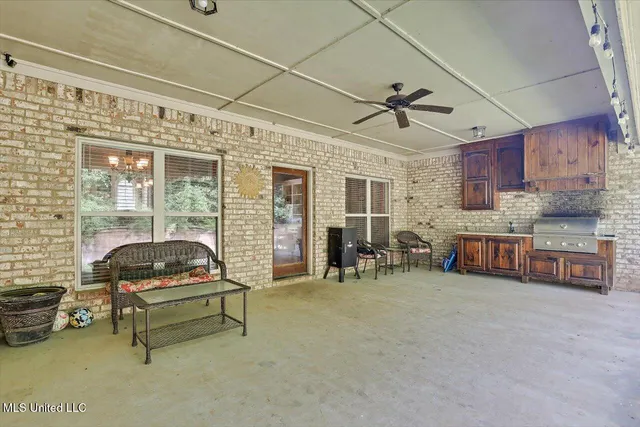 $319,900 | 131 Caledonian Boulevard, Brandon, MS 39047