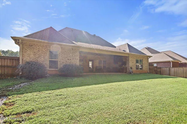 $319,900 | 131 Caledonian Boulevard, Brandon, MS 39047
