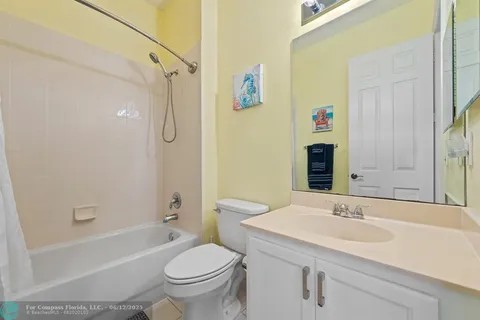 $319,000 | 580 Pacific Grove Drive, Unit 3, West Palm Beach, FL 33401