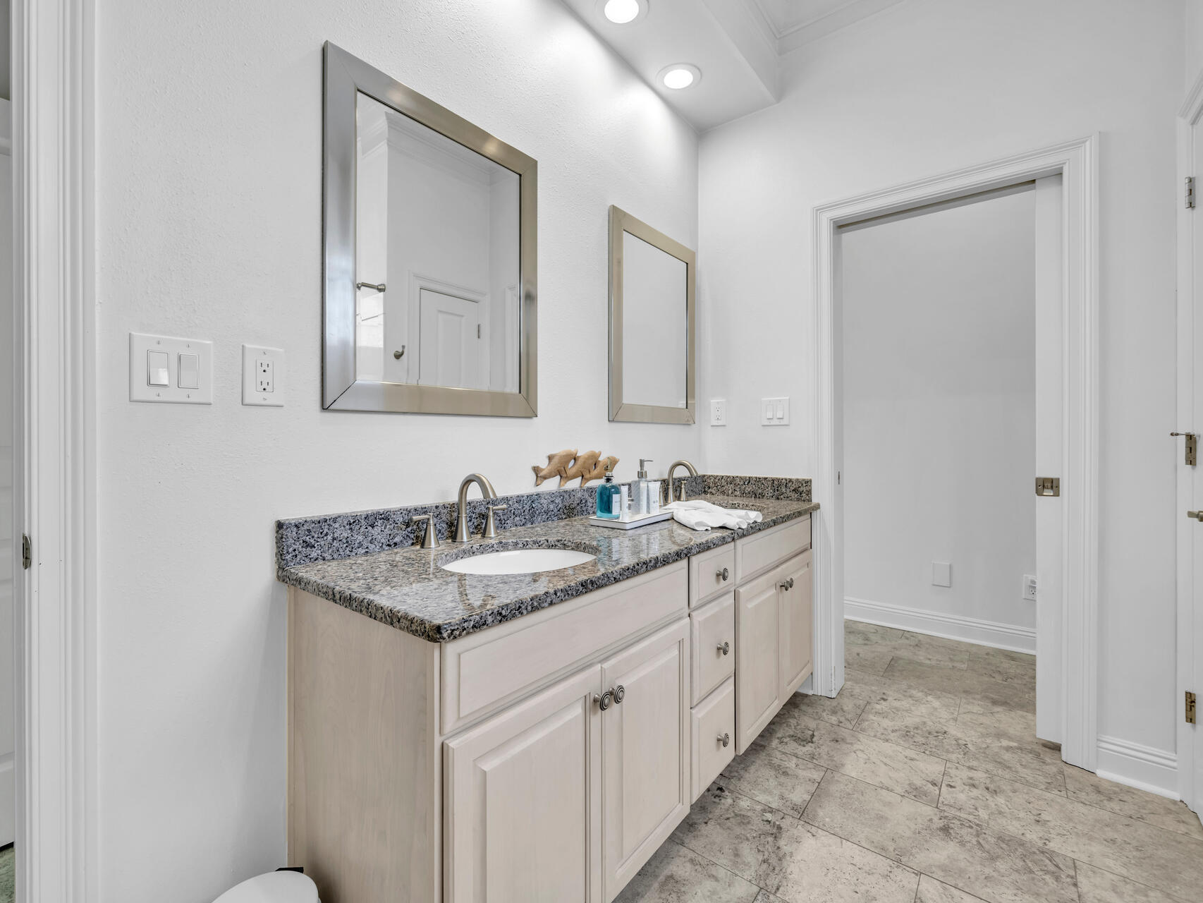 4657 Destiny Way Destin, FL 32541 - Photo 16 of 93 4657 Destiny Way Destin FL 32541 USA-059