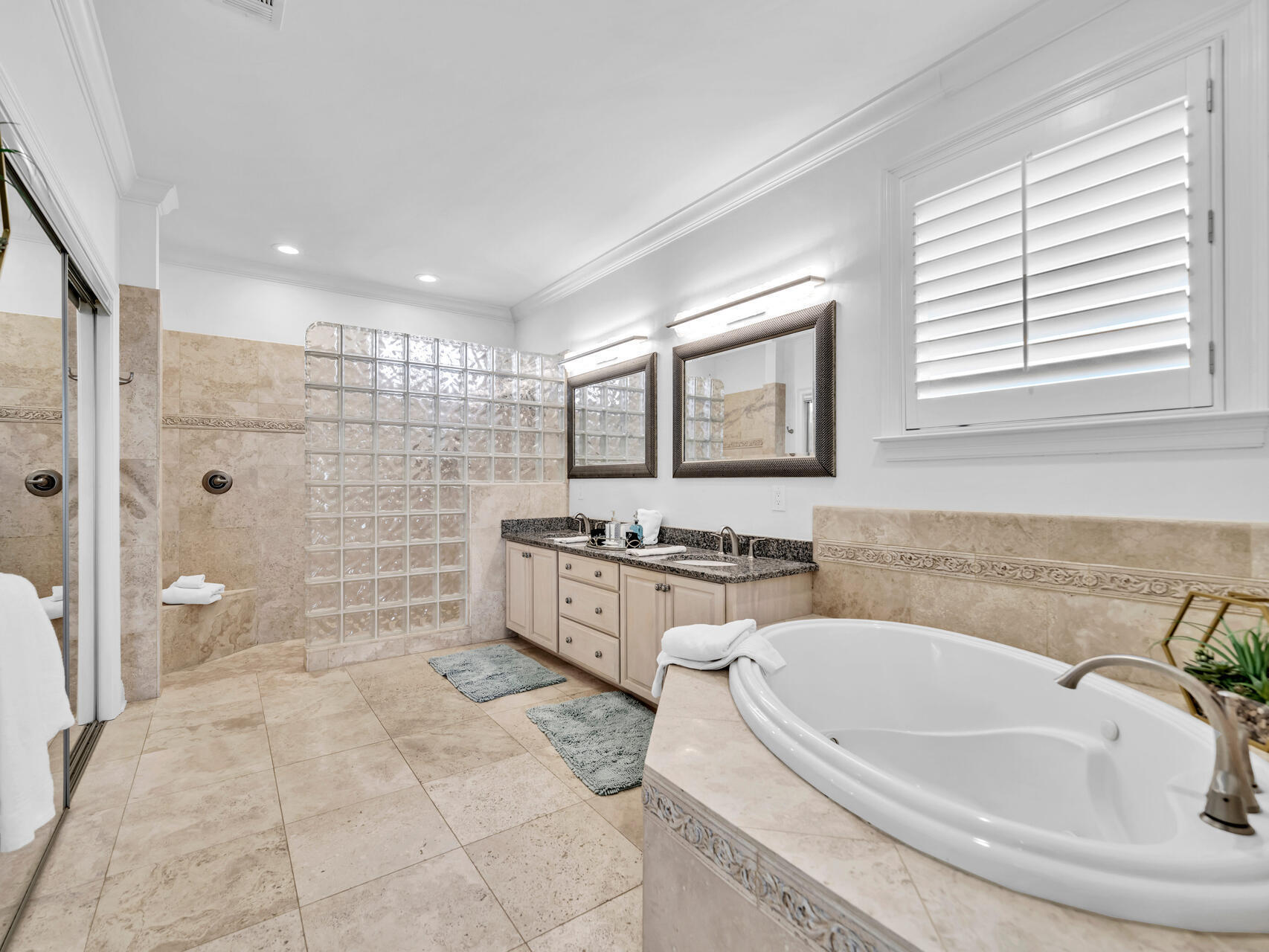 4657 Destiny Way Destin, FL 32541 - Photo 45 of 93 4657 Destiny Way Destin FL 32541 USA-088