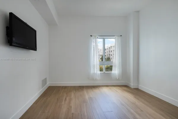 $445,000 | 7350 Southwest 89th Street, Unit 514S, Miami, FL 33156