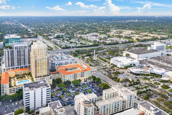 $445,000 | 7350 Southwest 89th Street, Unit 514S, Miami, FL 33156