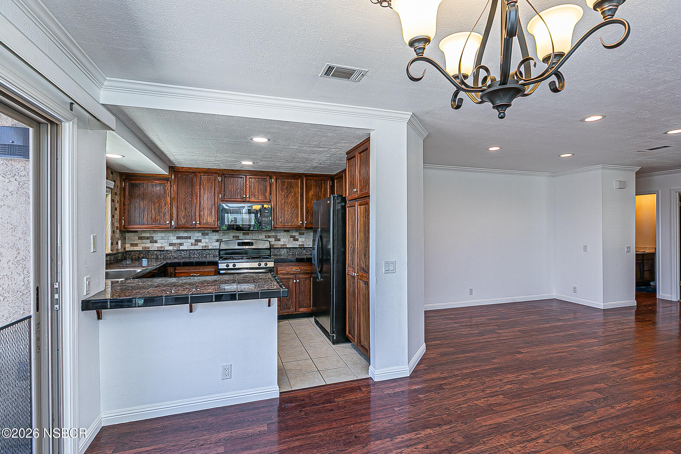 2003 Malibu Way Lompoc, CA 93436 - Photo 12 of 36 2003Malibu_11